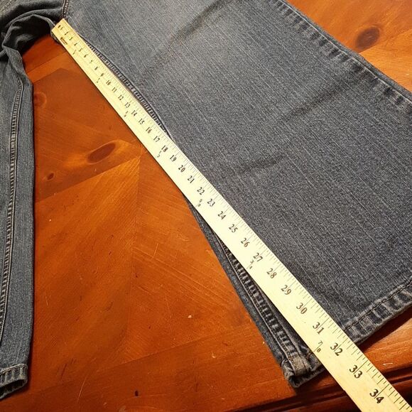 Levi Strauss Signature Mid-Rise Boot Cut Jeans - Picture 5 of 8